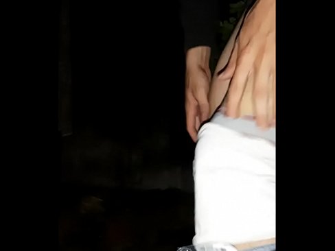 ❤️ Ο γείτονάς μου πήδηξε στον τοίχο καραντίνας μου ❤ Γαμημένο βίντεο ️